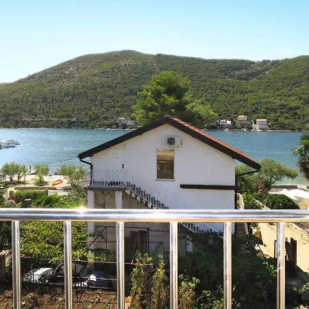 Perisa By Interhome *