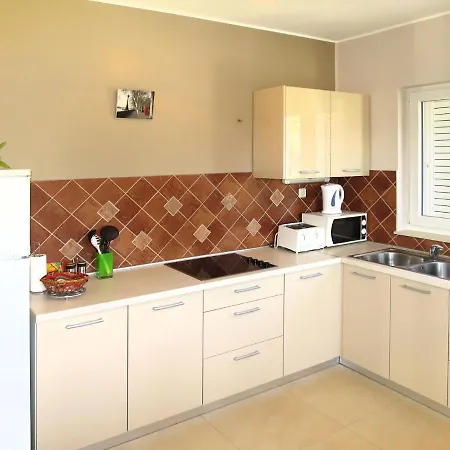 Perisa - Sib240 By Interhome