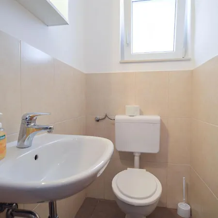 Perisa - Sib240 By Interhome *
