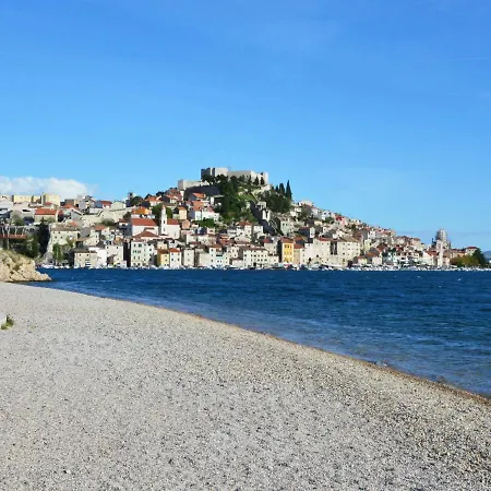 Perisa By Interhome * Grebaštica