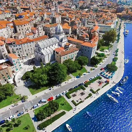 Perisa By Interhome Grebaštica