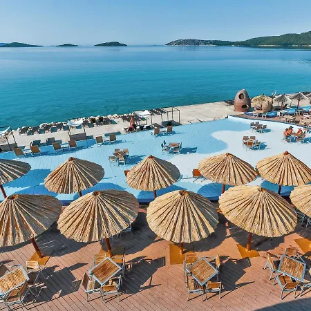 Apartment Perisa By Interhome