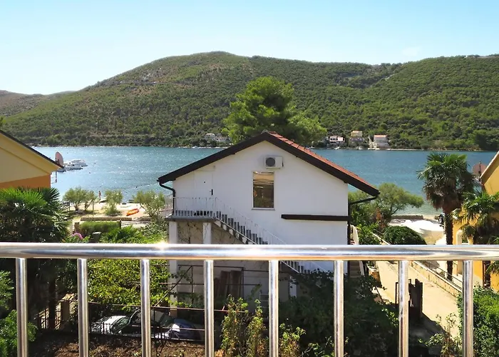 Perisa By Interhome *